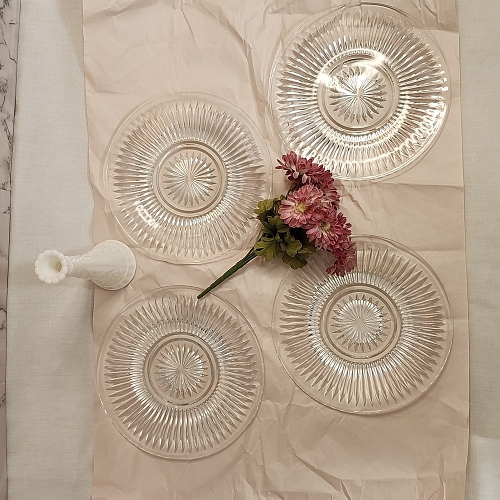Vintage KIG Indonesia dinner plates